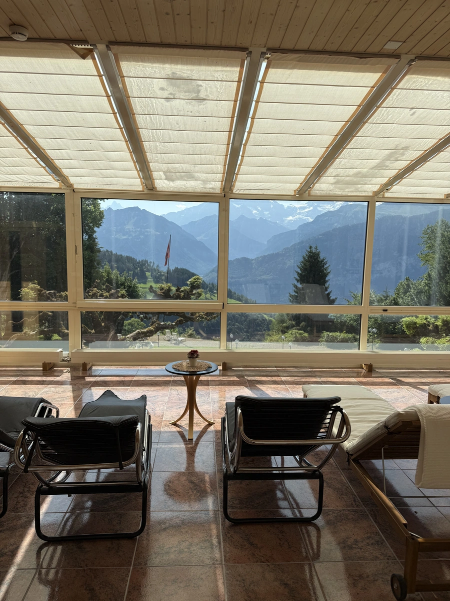 Panoramic balcony overlooking Lake Thun at Clinique NutraSwiss